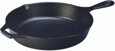 cat iron skillet for a clan kitchen